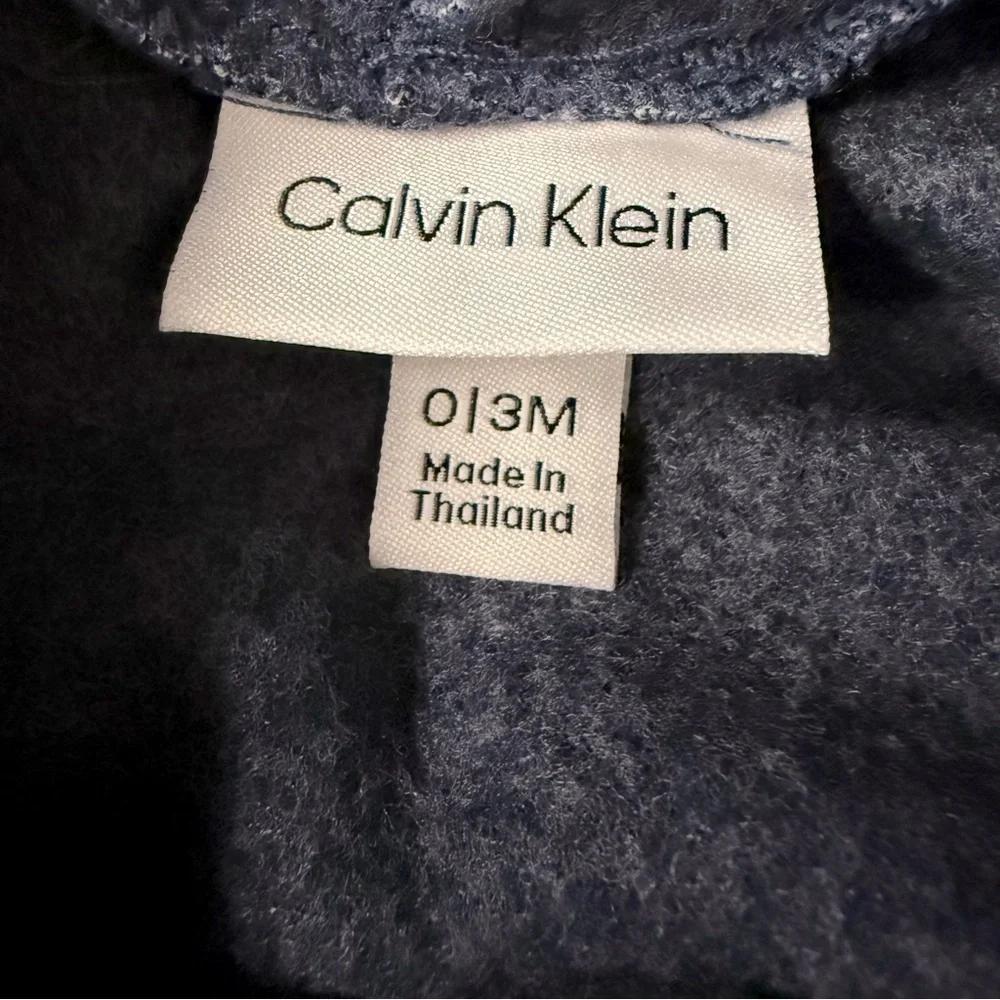 NWT Calvin Klein newborn one piece outfit size 0-3 months